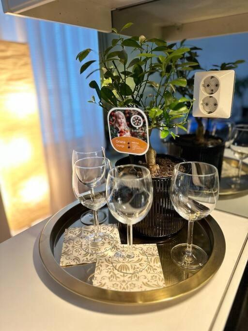 Lovely Apartment Near The Beach Helsinki Buitenkant foto